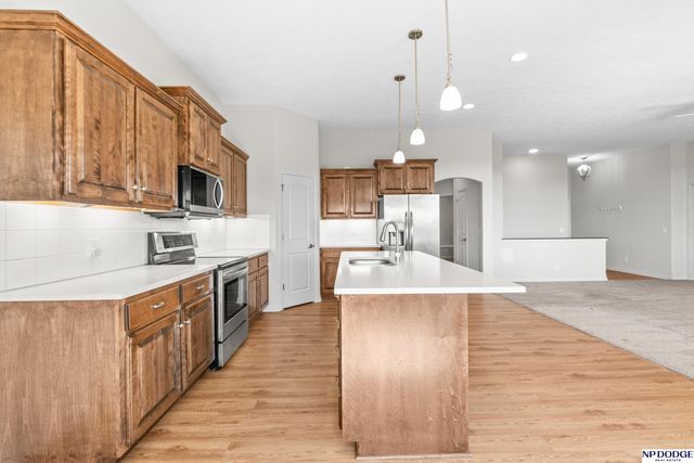 19479 Willow Circle, Gretna, NE 68028