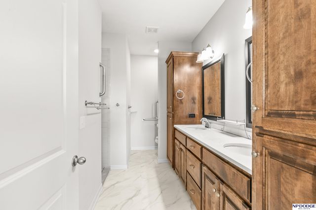 19479 Willow Circle, Gretna, NE 68028