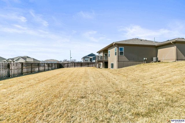 19479 Willow Circle, Gretna, NE 68028