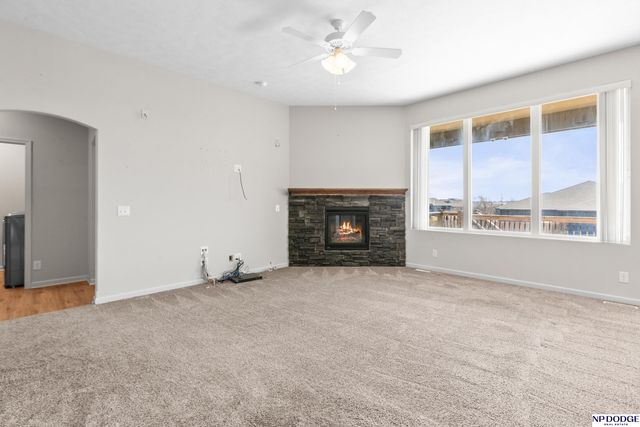 19479 Willow Circle, Gretna, NE 68028