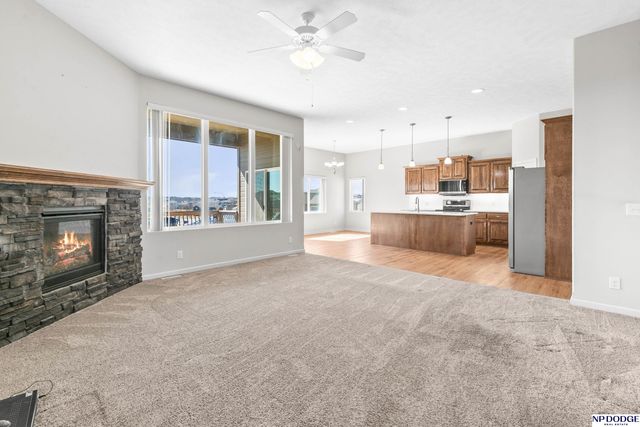 19479 Willow Circle, Gretna, NE 68028