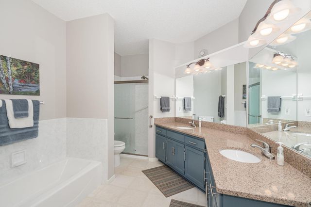 15017 Everleigh Circle, Rosemount, MN 55068