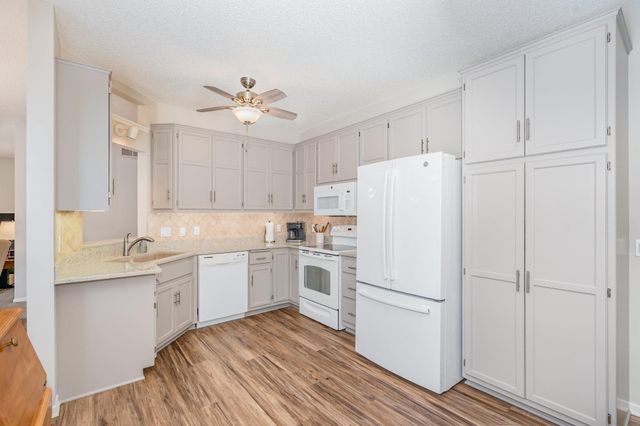15017 Everleigh Circle, Rosemount, MN 55068