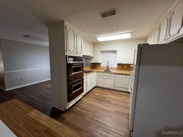 1737 Wentworth Drive, Montgomery, AL 36106