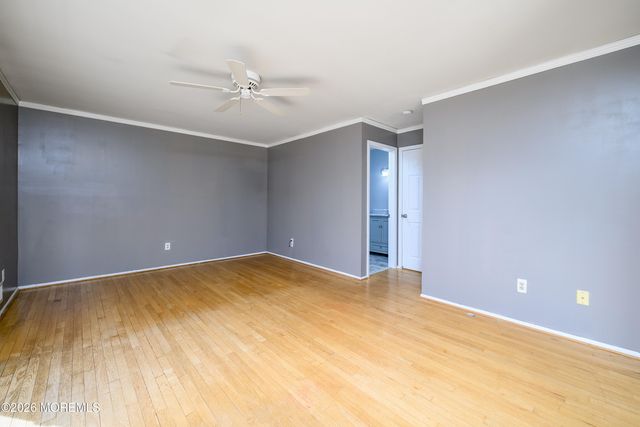 25 Rambling Meadow Court, Tinton Falls, NJ 07724