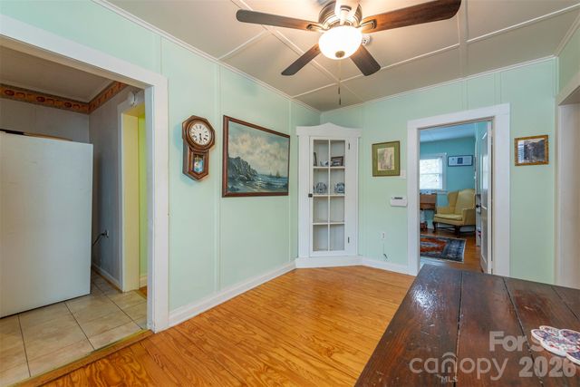 110 Enthoffer Street, Black Mountain, NC 28711
