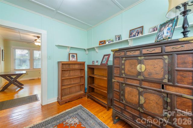 110 Enthoffer Street, Black Mountain, NC 28711