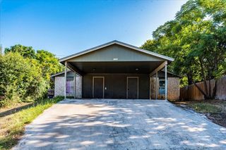 2302 Tern CIR B, Austin, TX 78744