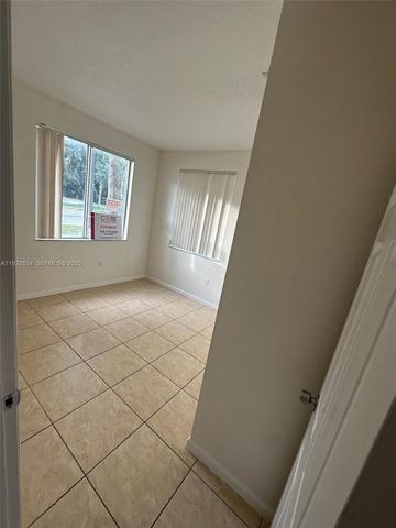 2505 SE 14th Ave 379, Homestead, FL 33035