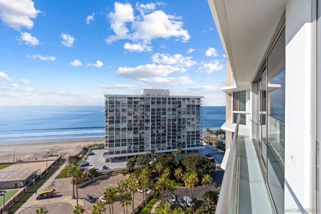 1820 Avenida Del Mundo 1504, Coronado, CA 92118
