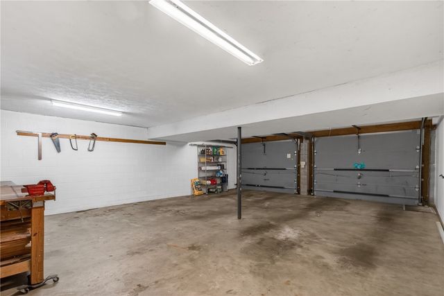 313 Blue Run Rd, Indiana Twp, PA 15024
