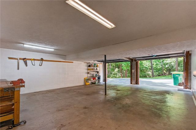 313 Blue Run Rd, Indiana Twp, PA 15024