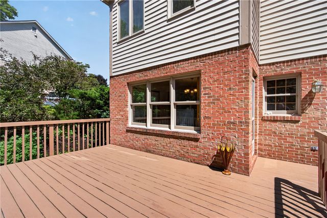 313 Blue Run Rd, Indiana Twp, PA 15024