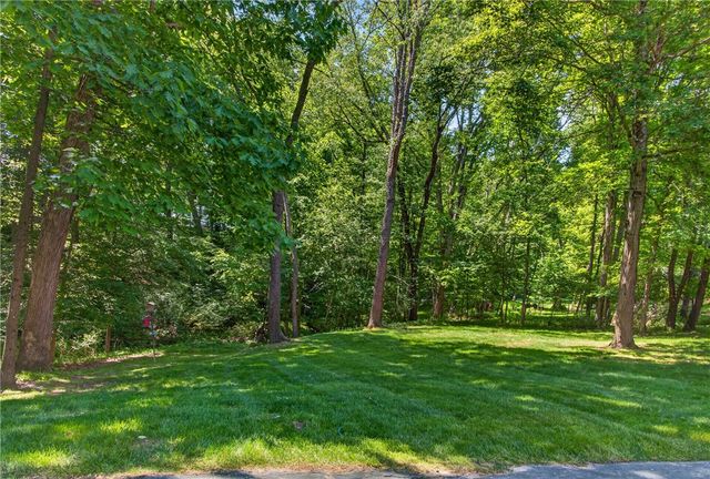 313 Blue Run Rd, Indiana Twp, PA 15024