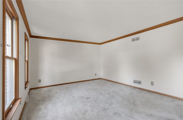 313 Blue Run Rd, Indiana Twp, PA 15024
