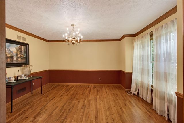 313 Blue Run Rd, Indiana Twp, PA 15024