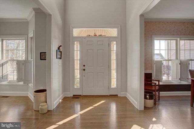 4 BAYBERRY RD, Carlisle, PA 17013