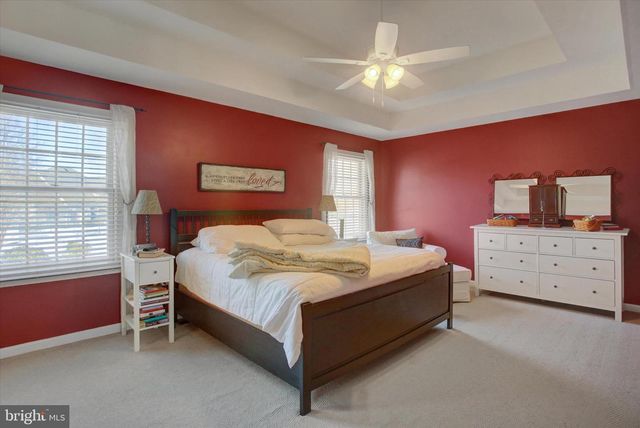 4 BAYBERRY RD, Carlisle, PA 17013