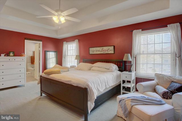 4 BAYBERRY RD, Carlisle, PA 17013