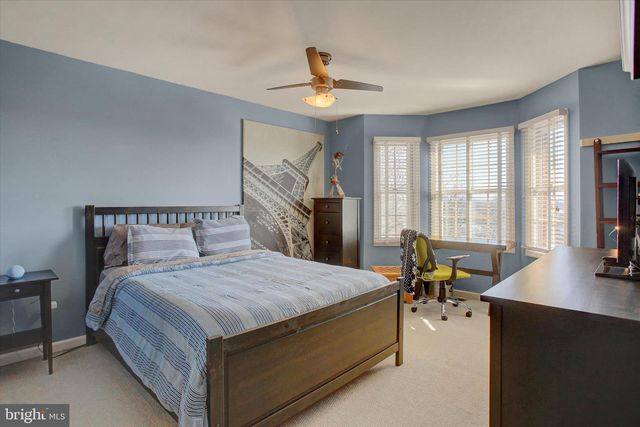 4 BAYBERRY RD, Carlisle, PA 17013