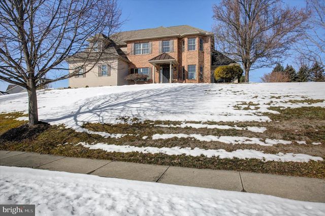 4 BAYBERRY RD, Carlisle, PA 17013