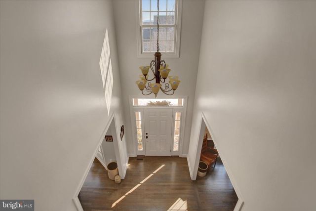 4 BAYBERRY RD, Carlisle, PA 17013