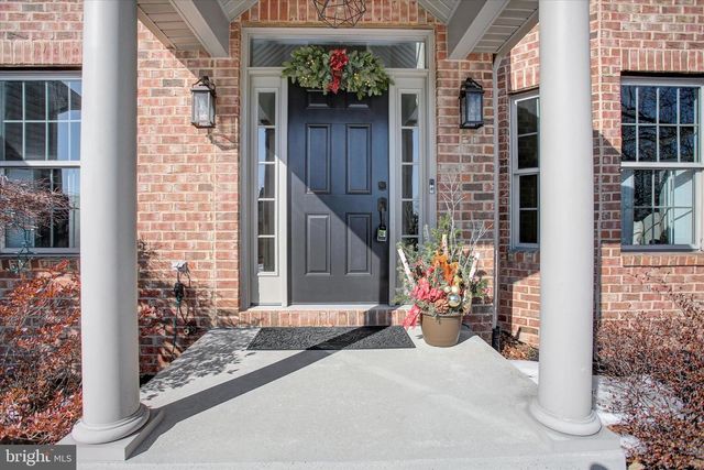 4 BAYBERRY RD, Carlisle, PA 17013