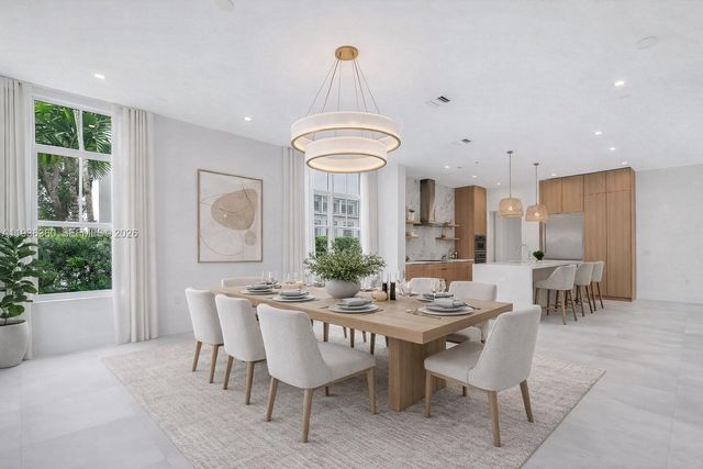 3400 Ponce De Leon Blvd, Coral Gables, FL 33134