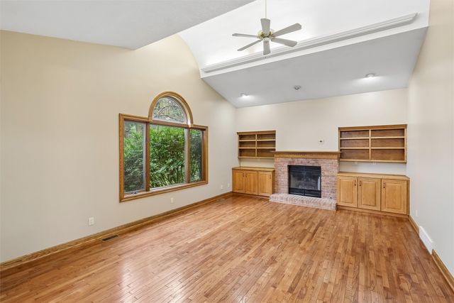 901 NW Campus Ridge Court, Ankeny, IA 50023