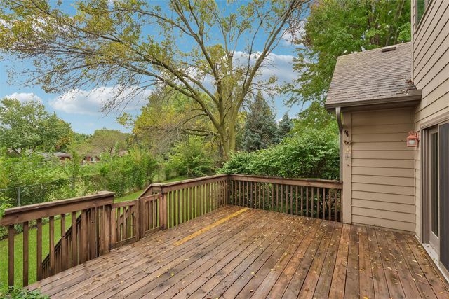 901 NW Campus Ridge Court, Ankeny, IA 50023