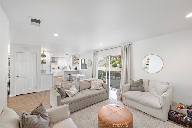 1279 Moss, Upland, CA 91784