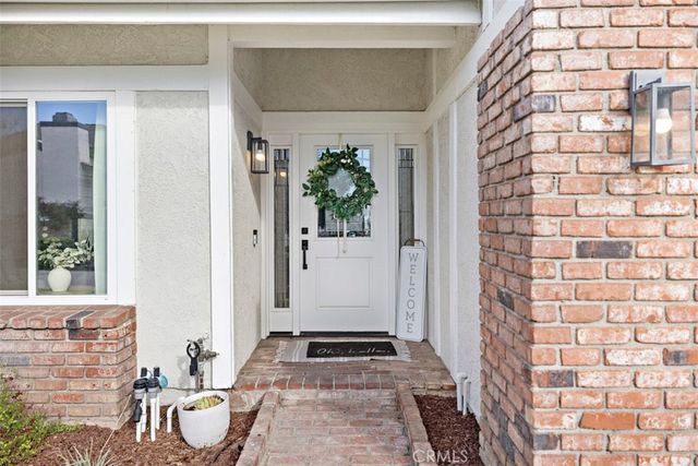 1279 Moss, Upland, CA 91784