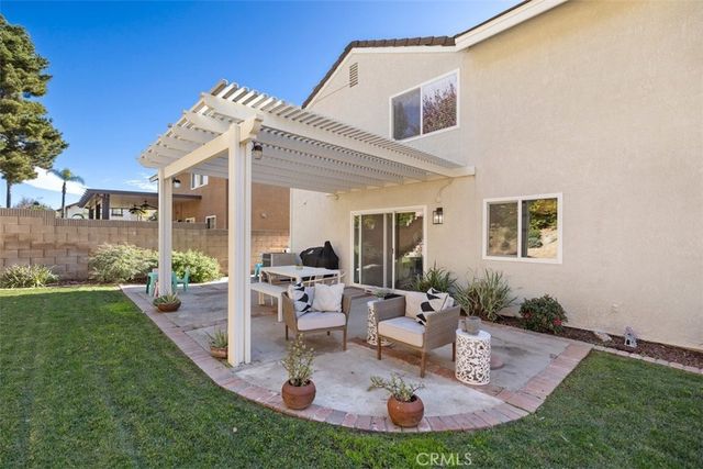 1279 Moss, Upland, CA 91784