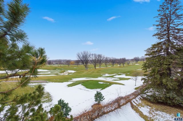 3030 W Donahue Dr Drive, Sioux Falls, SD 57105