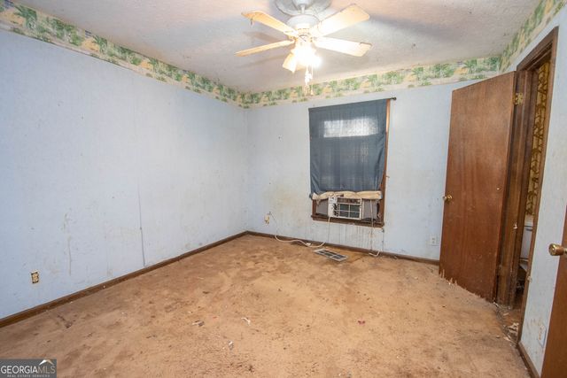 110 Canterbury Lane, Fayetteville, GA 30215