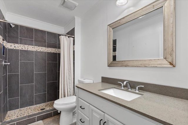 145 Angelia DR, Cedar Creek, TX 78612