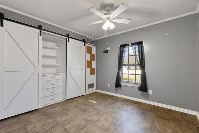 145 Angelia DR, Cedar Creek, TX 78612