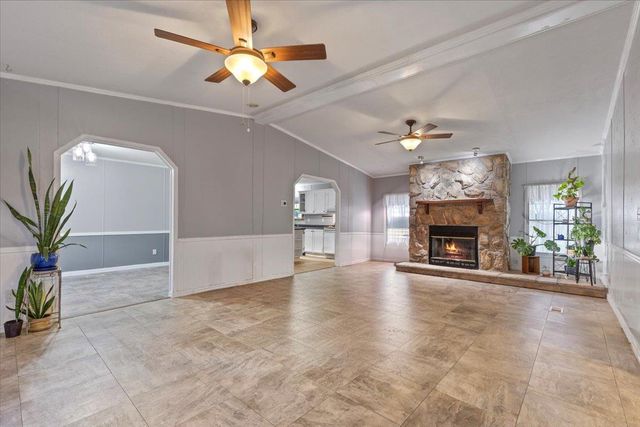 145 Angelia DR, Cedar Creek, TX 78612