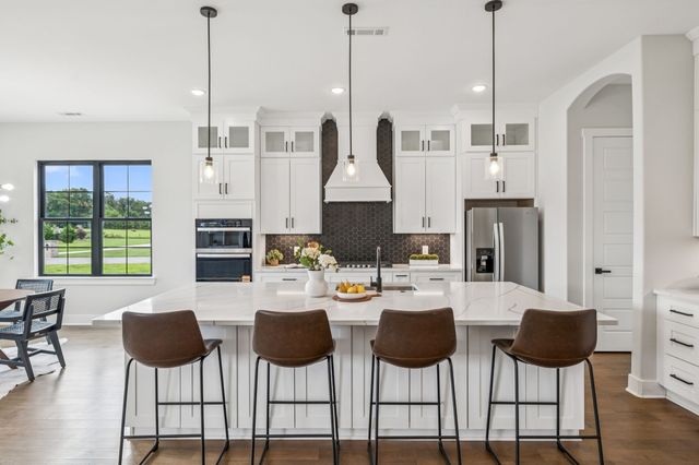 16 Blairmont Ct, Winchester, TN 37398