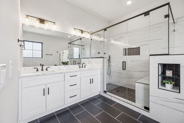 16 Blairmont Ct, Winchester, TN 37398