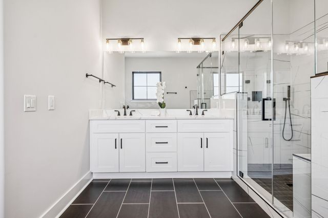 16 Blairmont Ct, Winchester, TN 37398