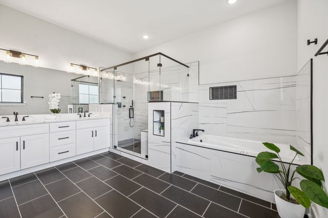 16 Blairmont Ct, Winchester, TN 37398