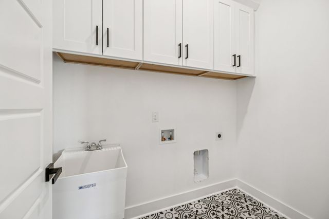 16 Blairmont Ct, Winchester, TN 37398