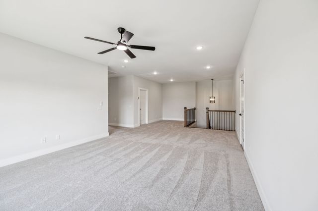 16 Blairmont Ct, Winchester, TN 37398