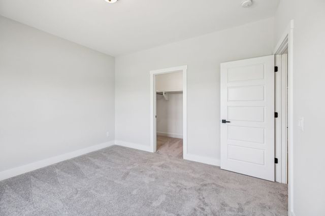 16 Blairmont Ct, Winchester, TN 37398