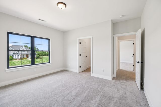 16 Blairmont Ct, Winchester, TN 37398