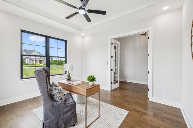 16 Blairmont Ct, Winchester, TN 37398