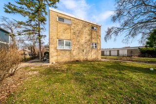 1315 McDaniel Avenue C, Evanston, IL 60201