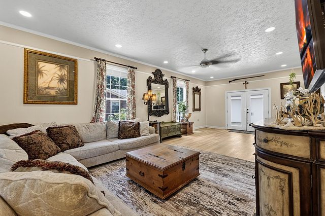 515 7th Ave. S, Surfside Beach, SC 29575