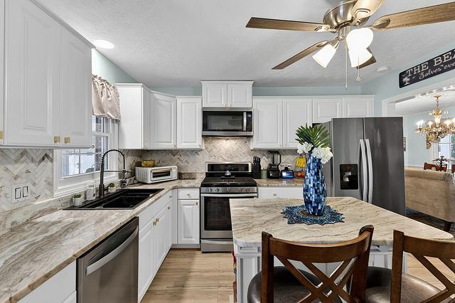 515 7th Ave. S, Surfside Beach, SC 29575